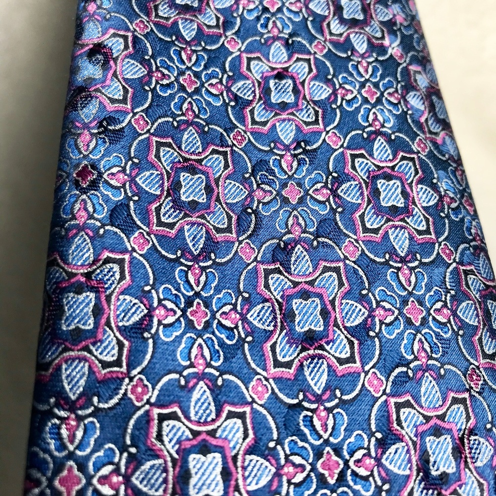 100% Pure Silk tie.